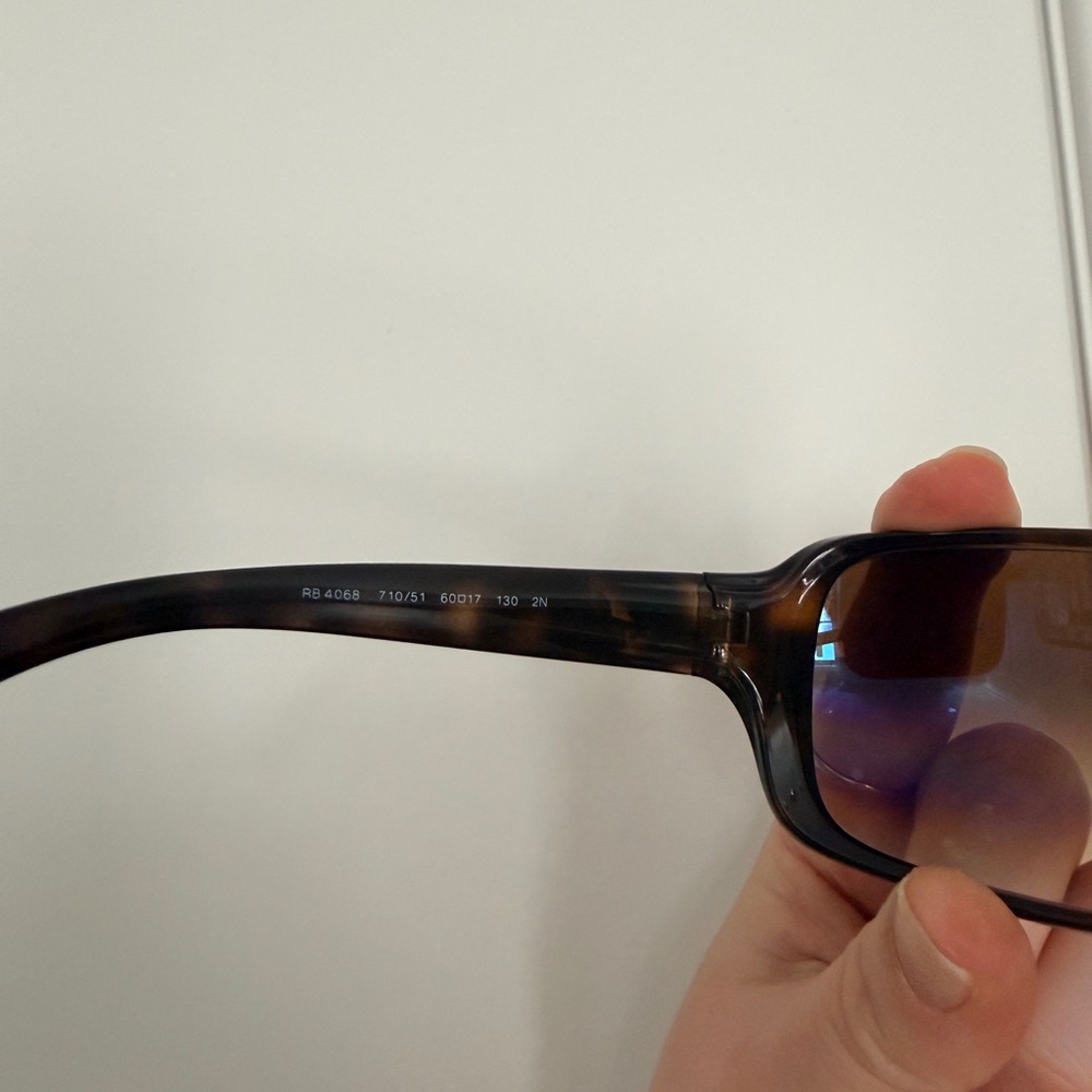 Rayban 4068 Square Shape Oversized Sunglasses - Picture 3 of 6